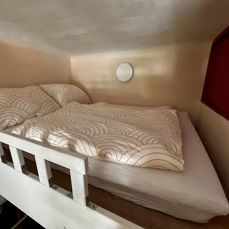 Apartment Quiet By The Metro Prag